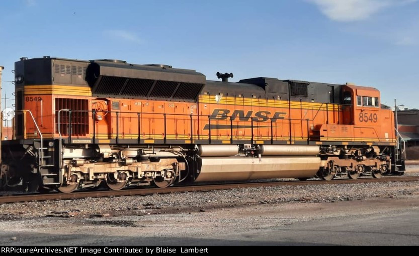 BNSF 8549